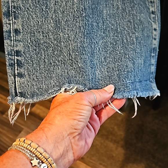 "LUCKY BRAND DUNGAREES- JEANS" MENS SIZE 36×32"  MADE IN THE USA!! WELL WORN 💙 - Picture 5 of 11